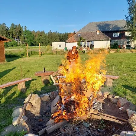 Holiday home Idylisches Ferienhaus Komplett Im Gruenen Mit Direkter Anbindung An Den Thayatalradweg *